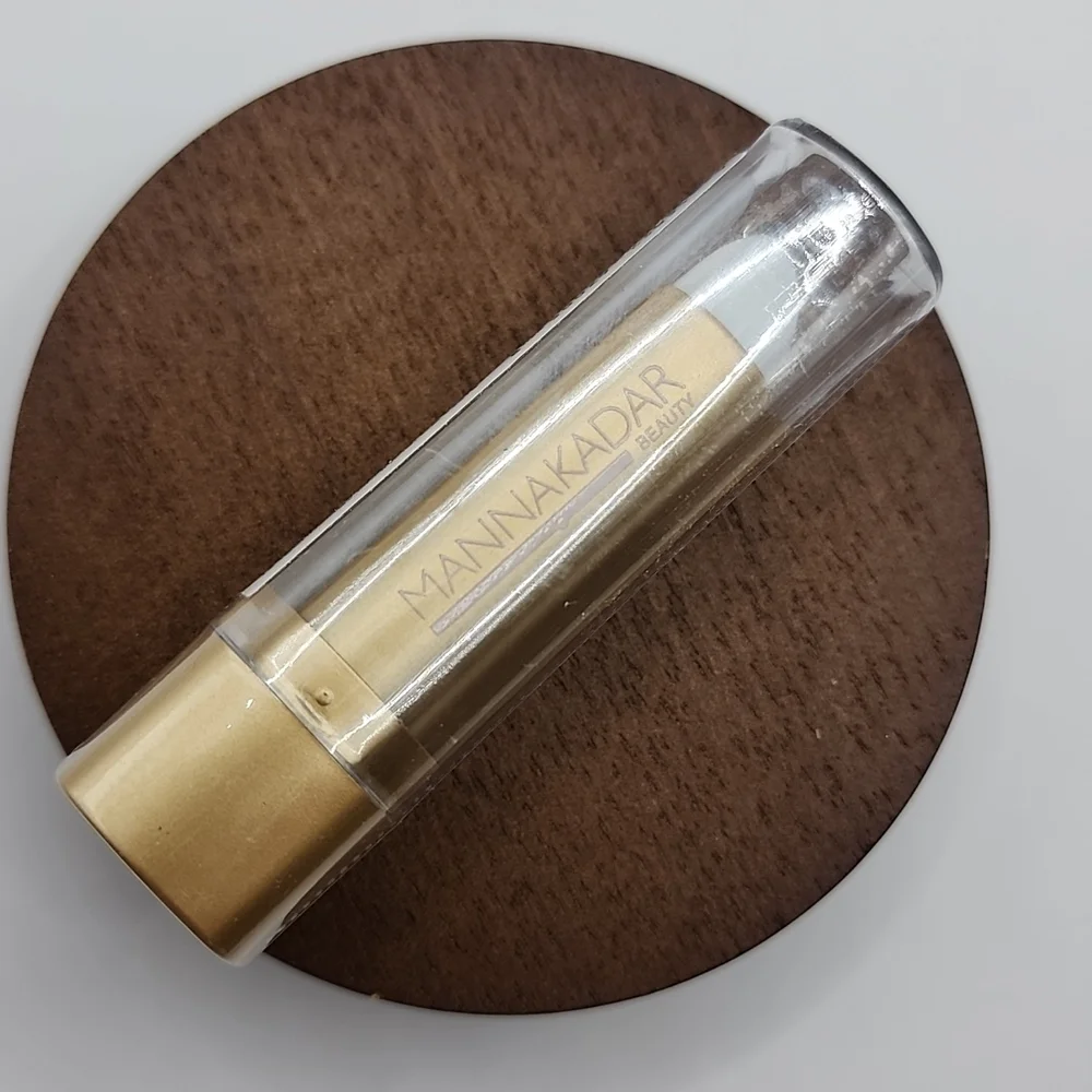 Mannakadar Beauty Lippie Love 2.0 Lip Scrub - Sealed but Top Is Damaged